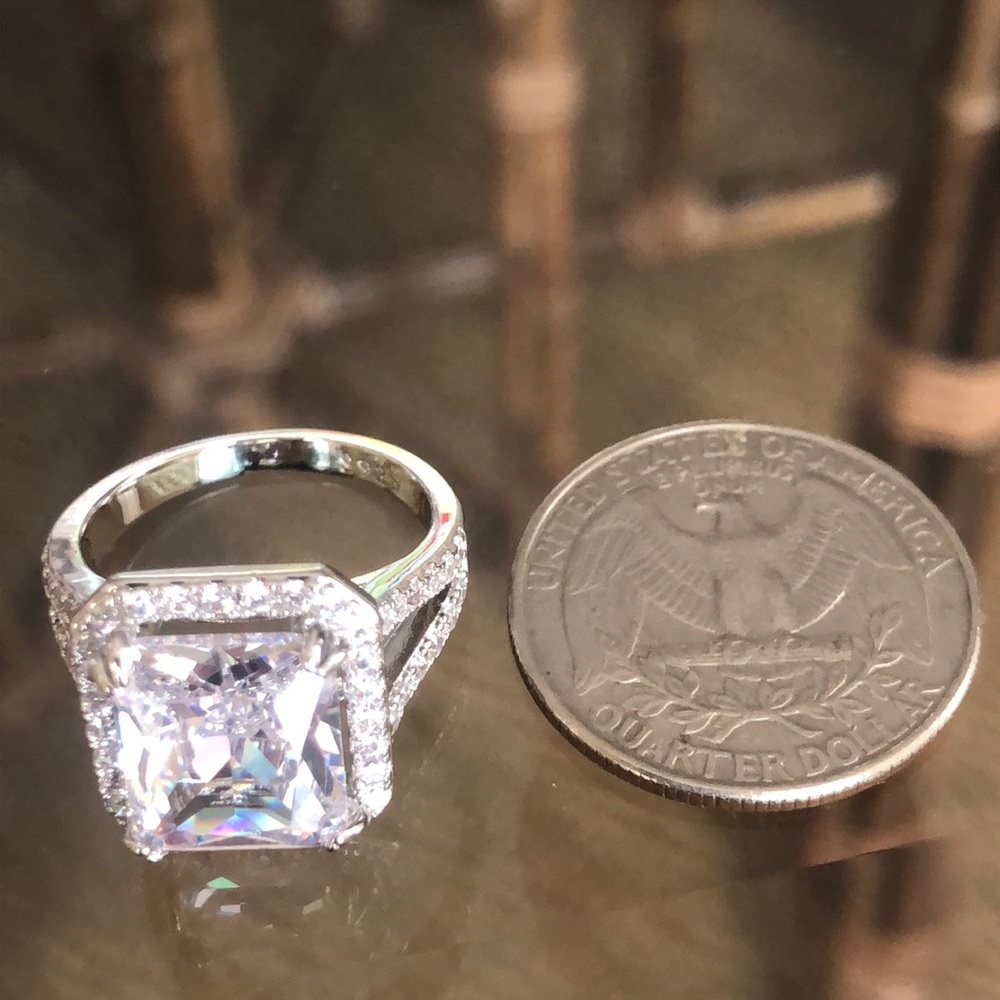 Sterling Silver Diamond Cubic Zirconia Ring - Picture 4 of 10